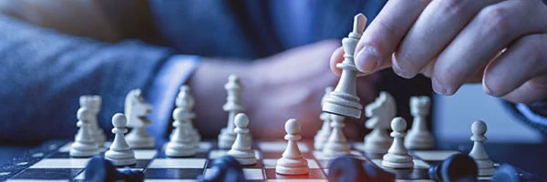 Chess strategy, placing a piece
